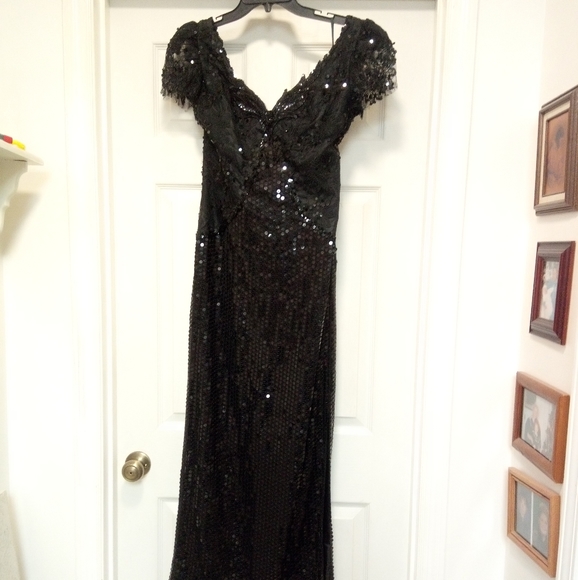 Vintage circa 1970’s 🖤 Beautifully sequined 👗black sequins & lace (size 4 ) - Picture 2 of 7